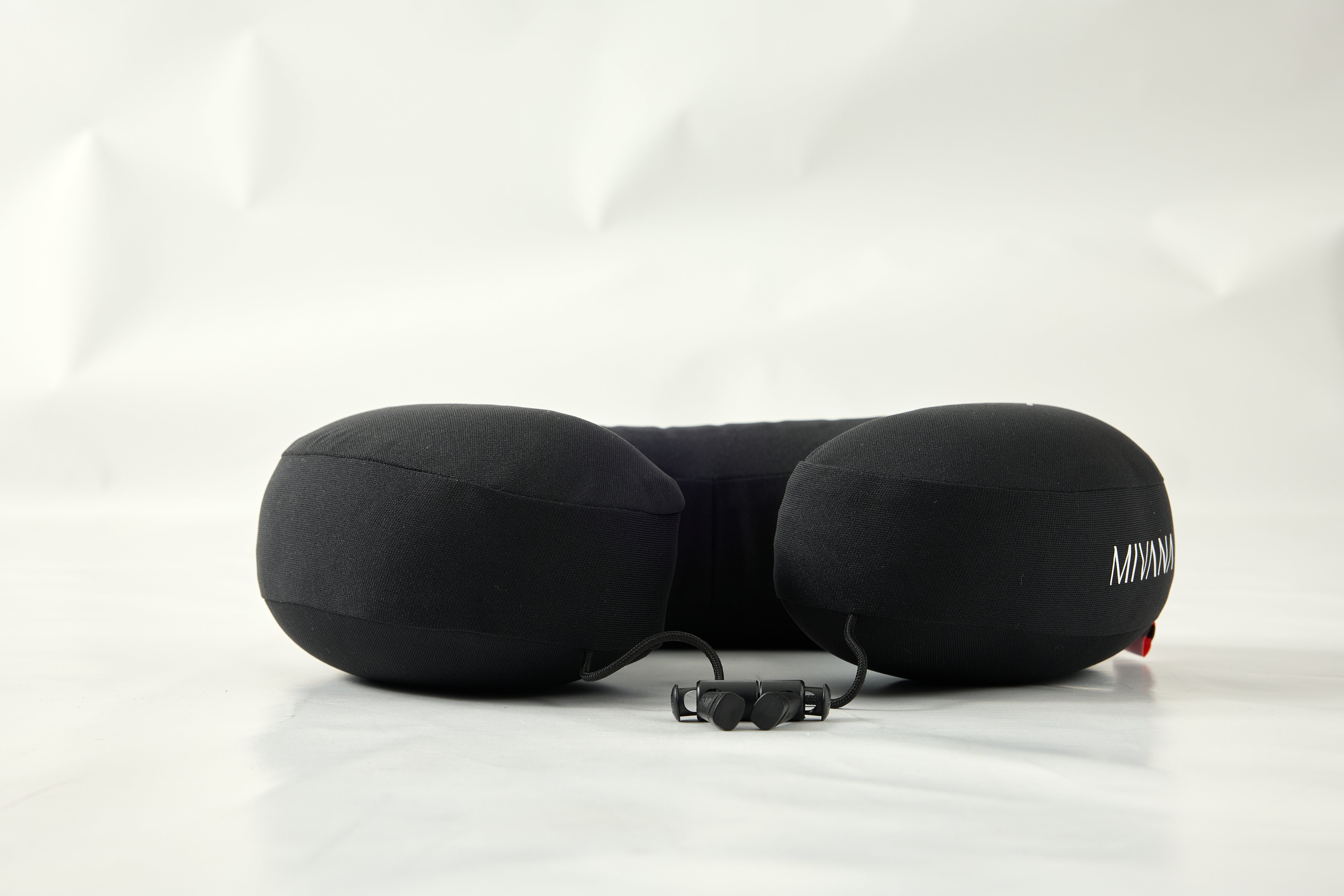 Traveling neck gel pillow